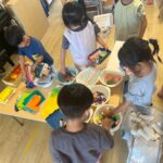 Title: 廃材あそび（竹とんぼ組） | Press-553 | Image No.1 | 社会福祉法人ひだまり会  かざぐるま保育園 | 福岡県行橋市