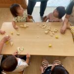 Title: 小麦粉粘土あそび（紙風船組） | Press-561 | Image No.14 | 社会福祉法人ひだまり会  かざぐるま保育園 | 福岡県行橋市