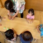 Title: 小麦粉粘土あそび（紙風船組） | Press-561 | Image No.12 | 社会福祉法人ひだまり会  かざぐるま保育園 | 福岡県行橋市