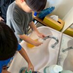 Title: 色水あそび（竹とんぼ組） | Press-562 | Image No.21 | 社会福祉法人ひだまり会  かざぐるま保育園 | 福岡県行橋市
