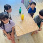 Title: 色水あそび（竹とんぼ組） | Press-562 | Image No.22 | 社会福祉法人ひだまり会  かざぐるま保育園 | 福岡県行橋市