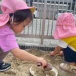 Title: 10月の紙風船組 | Press-575 | Image No.48 | 社会福祉法人ひだまり会  かざぐるま保育園 | 福岡県行橋市