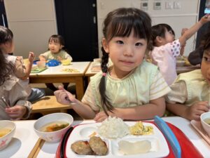 Title: 10月のお誕生日会 | Press-574 | Image No.2 | 社会福祉法人ひだまり会  かざぐるま保育園 | 福岡県行橋市