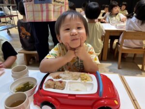 Title: 10月のお誕生日会 | Press-574 | Image No.1 | 社会福祉法人ひだまり会  かざぐるま保育園 | 福岡県行橋市